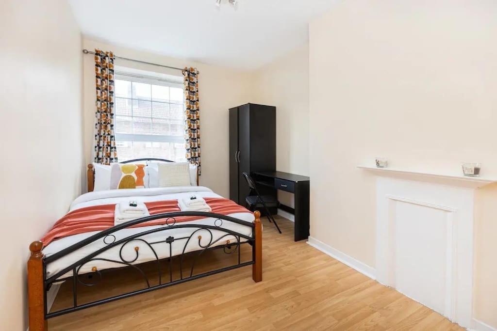 Apartmán Tranquil 1Br In South Bank With Onsite Parking Londýn Exteriér fotografie